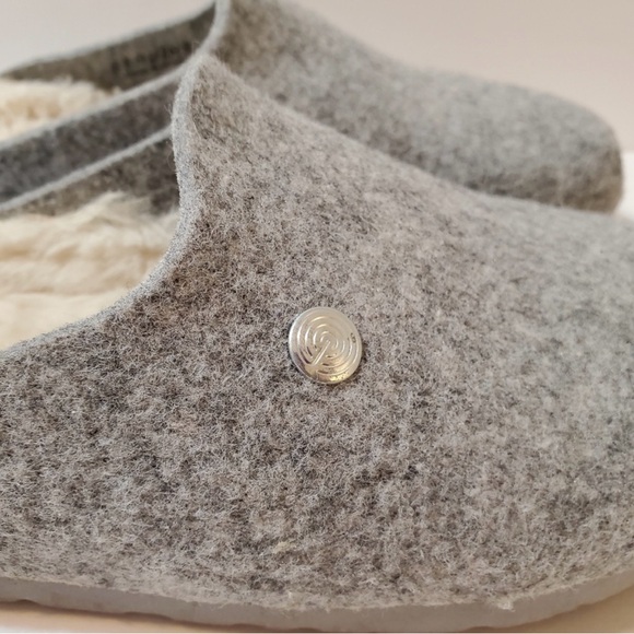GENUINS Helsinki Felt Clog in Light Gray - Picture 2 of 11